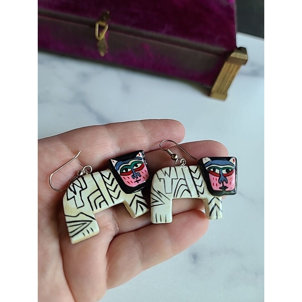 Painted Wooden Dangling Cat Earrings Vintage, READ